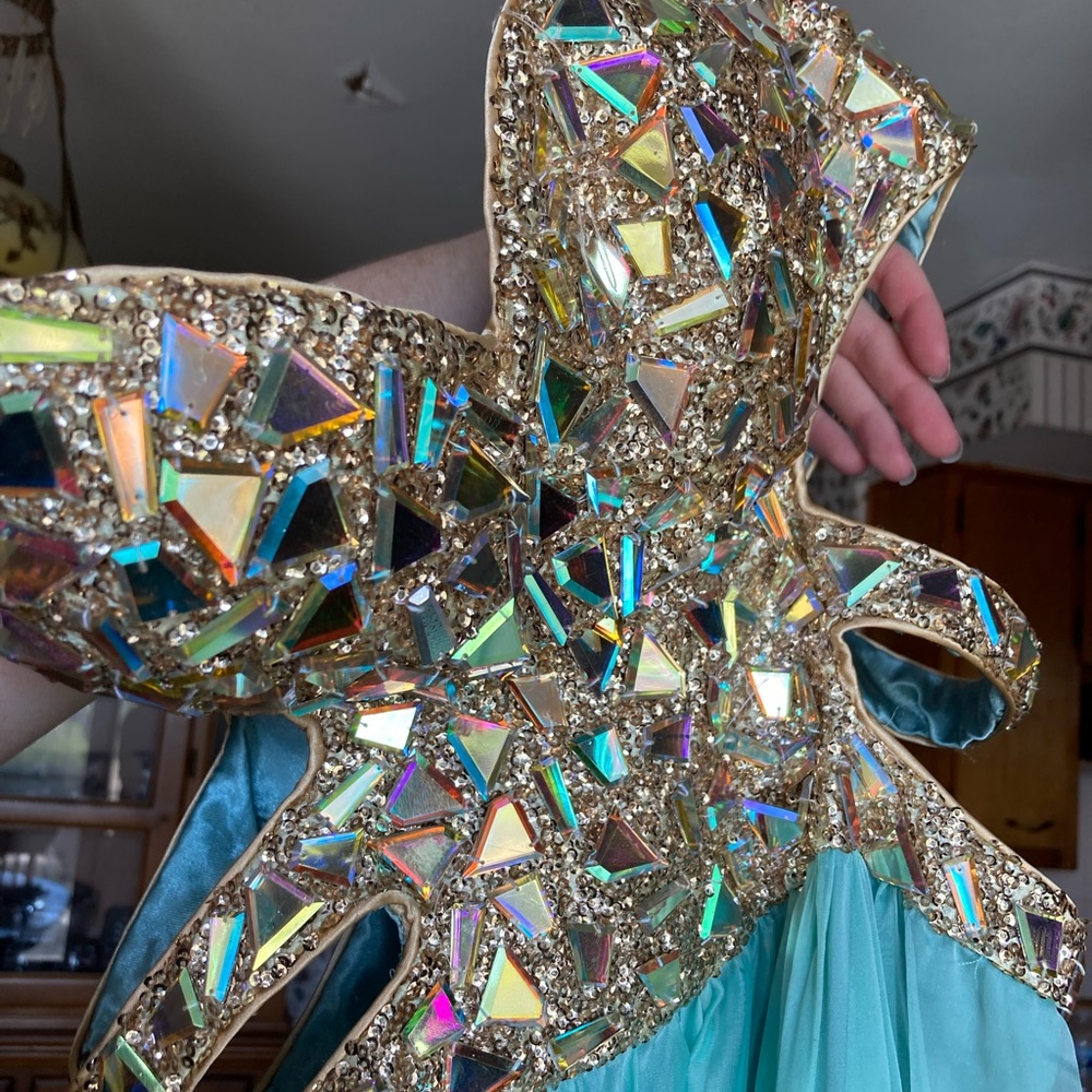PROM DRESS - Picture 13 of 13